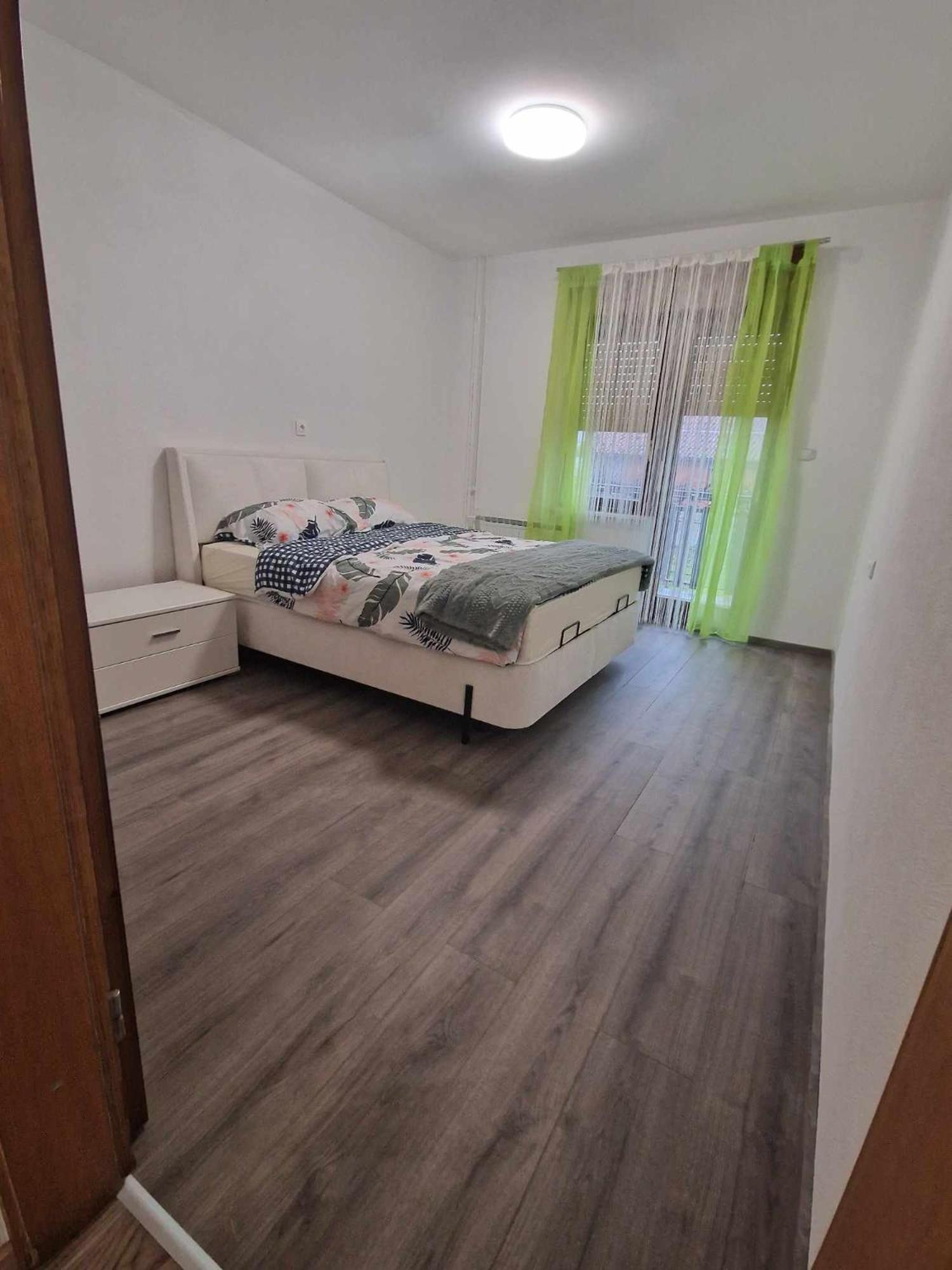 Apartma-Sobe Lejla Vipava Exteriör bild